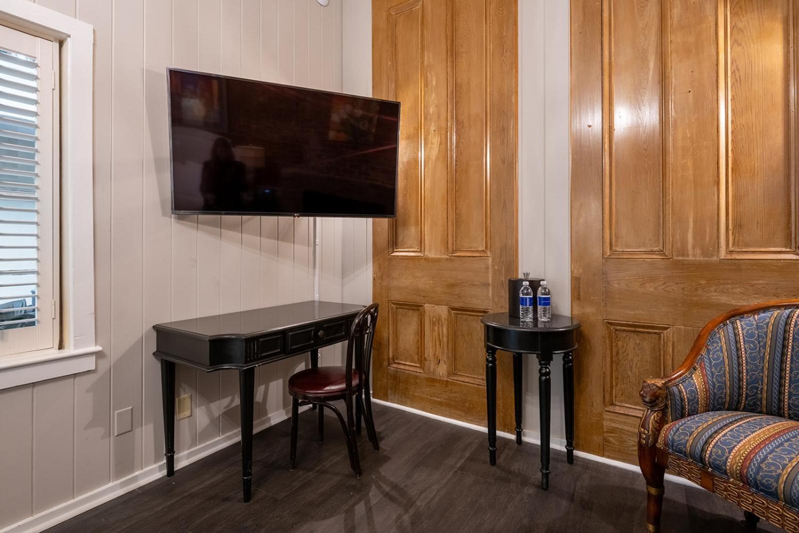 French Quarter Suites Hotel 新奥尔良 外观 照片