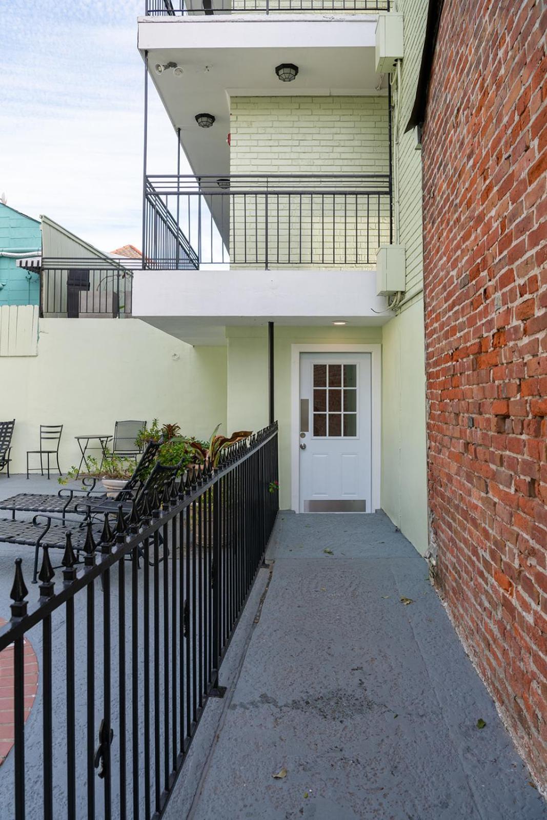 French Quarter Suites Hotel 新奥尔良 外观 照片