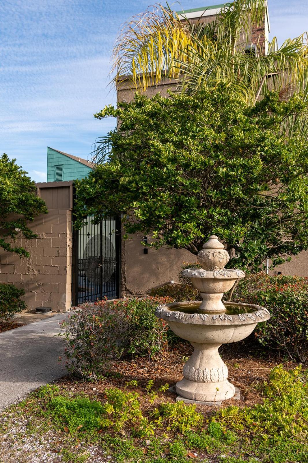 French Quarter Suites Hotel 新奥尔良 外观 照片